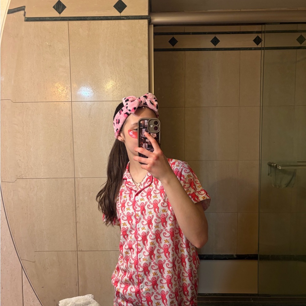 Meet Your Posher, Julia!!